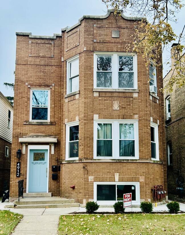 Primary Photo - 4912 N Mason Ave