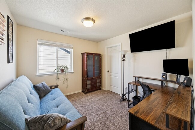 Building Photo - 3281 Reed Ave