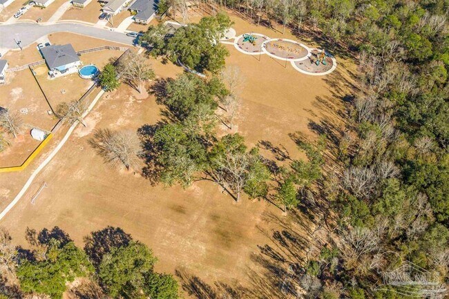 Building Photo - 5117 Peach Dr