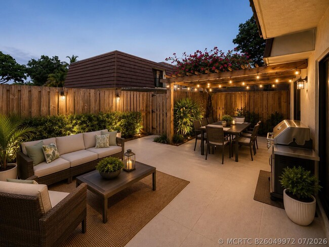 Building Photo - 708 7th Ln