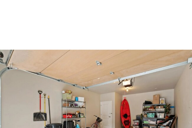 Building Photo - 6310 Locarno Dr