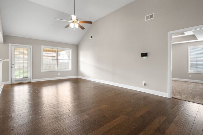 Building Photo - 109 Ambridge St
