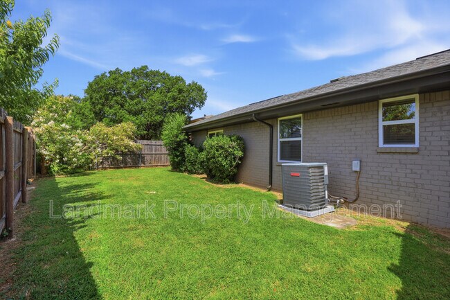Building Photo - 4349 Altamesa Blvd