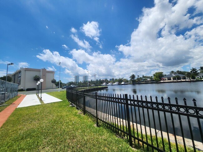 Building Photo - 851 Three Islands Boulevard