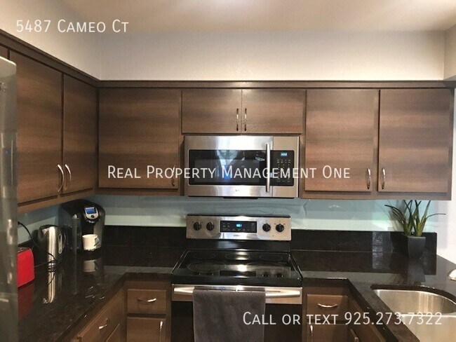 Building Photo - 5487 Cameo Ct