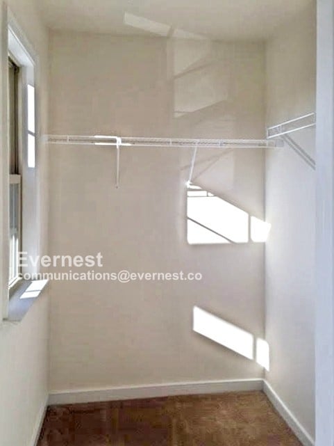 Building Photo - 600 Haven Mews Cir