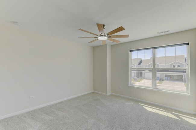 Building Photo - 8362 Kannon Dr