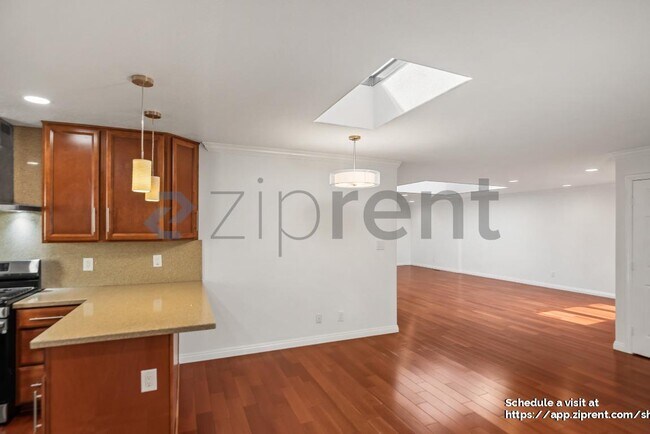 Building Photo - 41076 Davila Ct