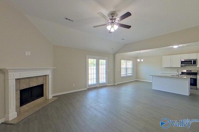 Building Photo - 724 Park Ln