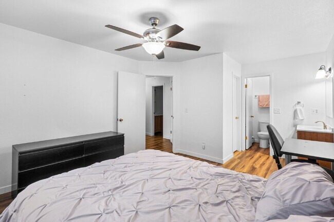 Building Photo - North Boulder Condo!