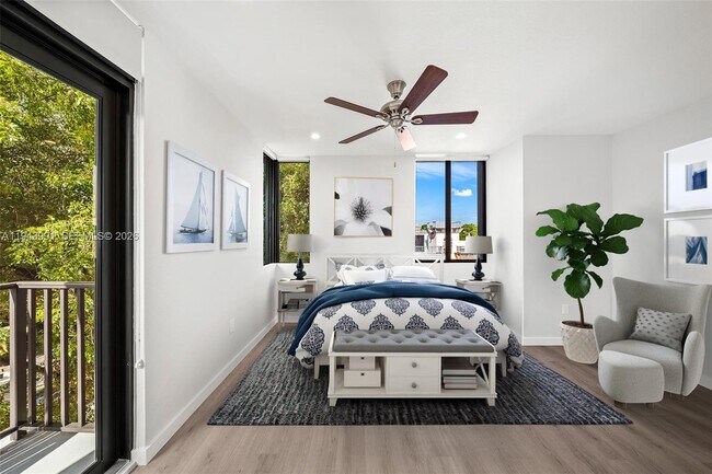 Building Photo - 1259 SW 3rd St