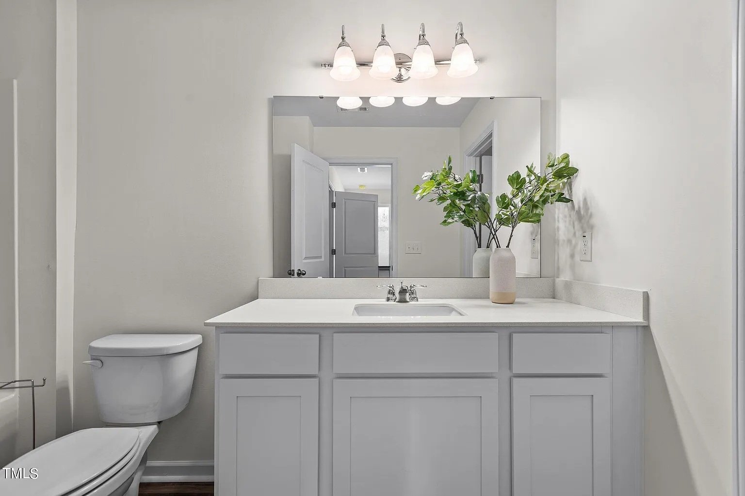 Building Photo - 1110 Dakine Dr