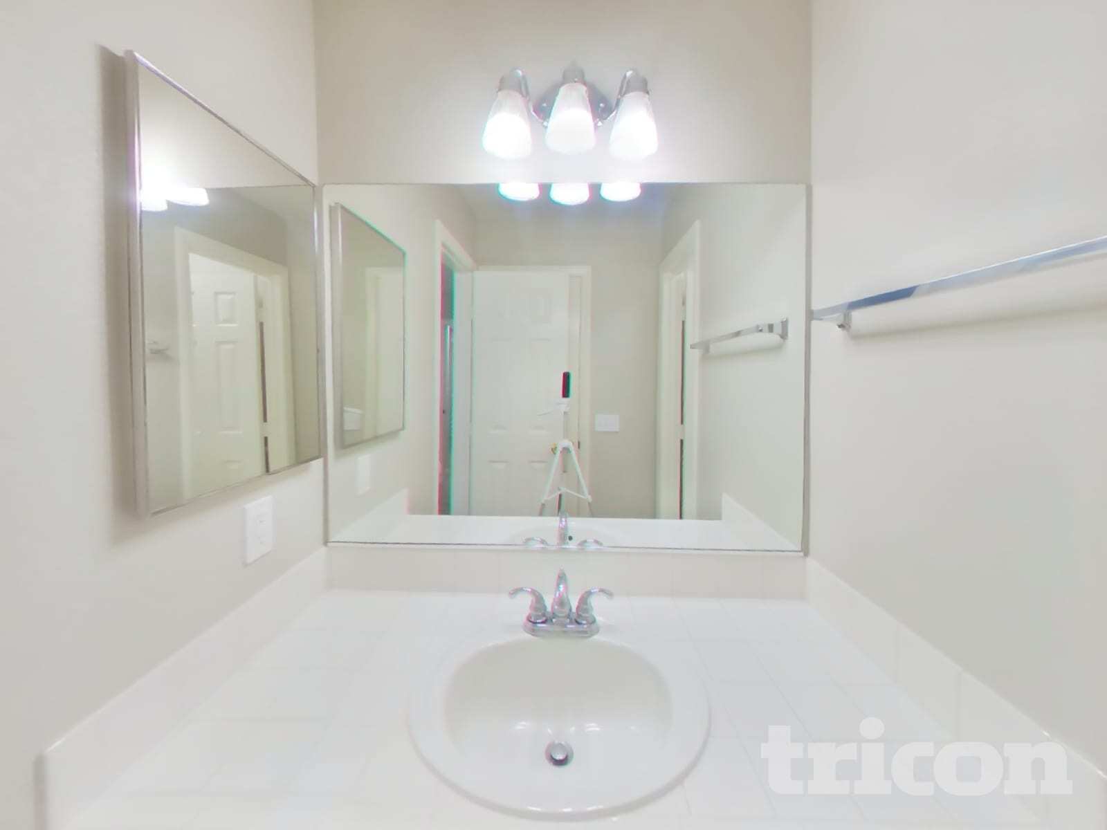 Building Photo - 697 Senator Ct