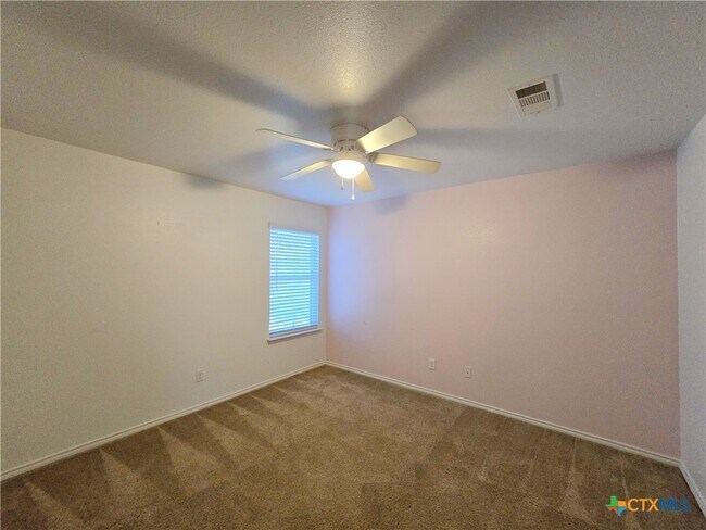 Building Photo - 1518 Indian Camp Trail