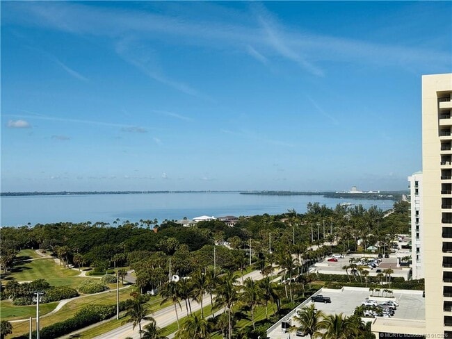 Building Photo - 8800 S Ocean Dr