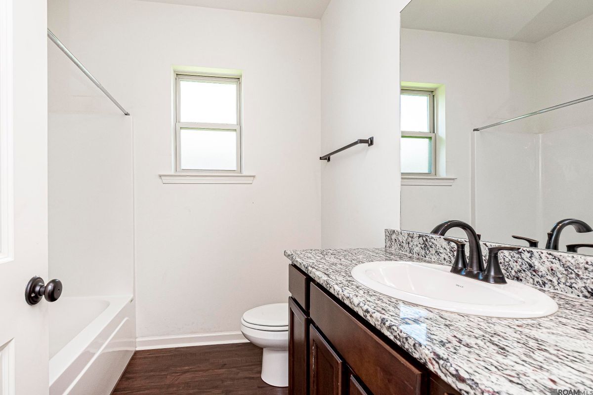 Building Photo - 41437 Cozy Wy