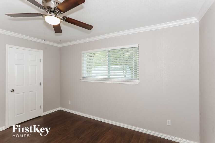 Building Photo - 3804 Driskell Blvd