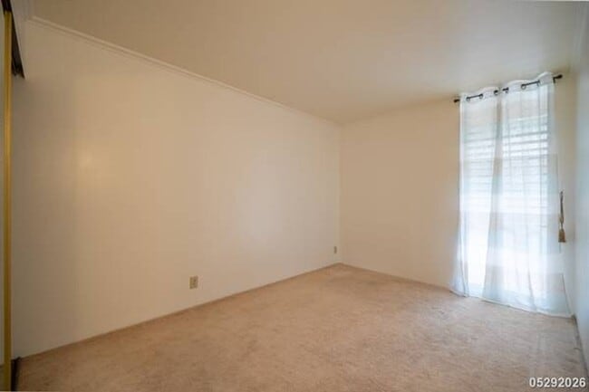 Building Photo - $2,550 / 2br - 793ft2 - Maintained and Freshly Painted 2BR/1BA/2PKG unit in Waikalani Woodland (M...