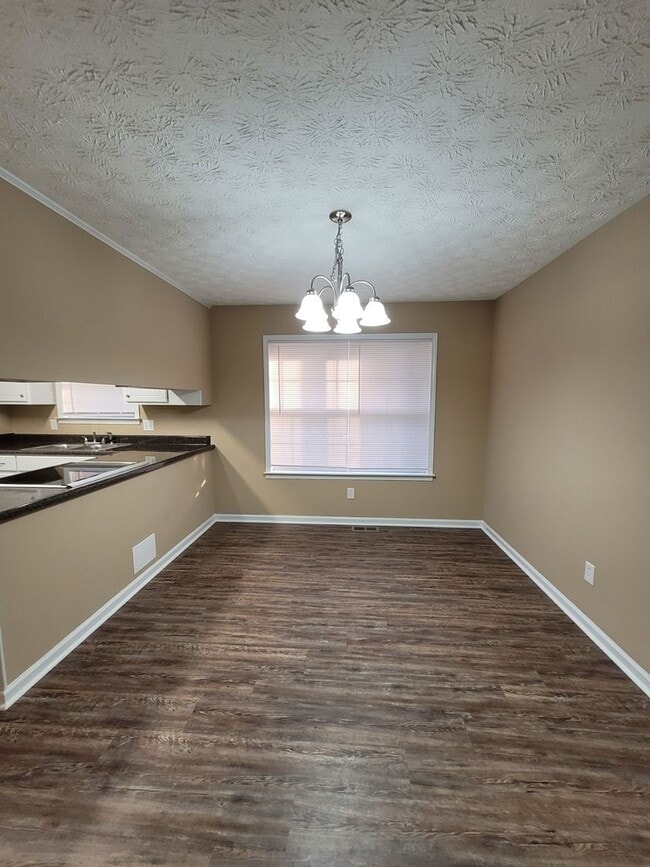 Building Photo - For Rent - Hart County - Fay Kight Circle - Three Bedroom and Two Bathroom Home