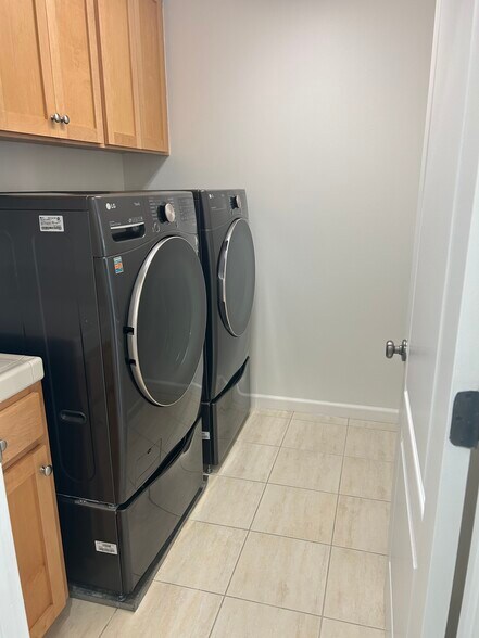 New Washer Dryer - 2553 McLaren Ln