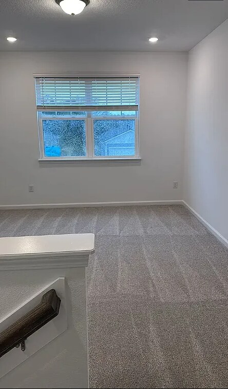 Building Photo - 563 Cherry Elm Dr