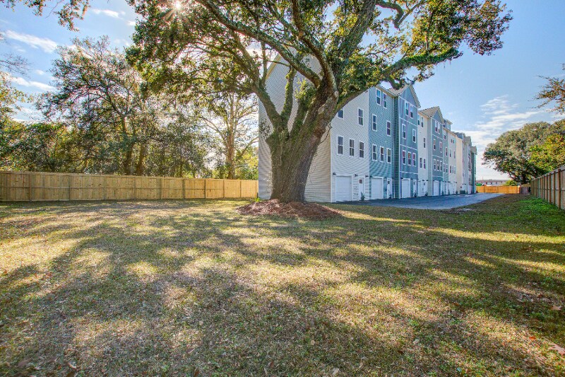 Building Photo - 2161 W Jimtown Dr