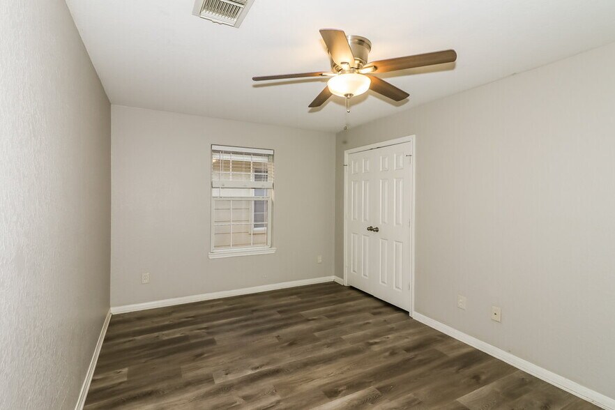 Building Photo - 11118 Opatrny Meadows Ln