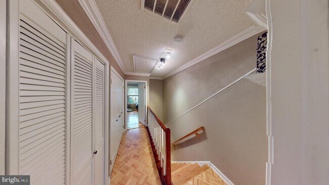 Building Photo - 3 Fillmore Pl