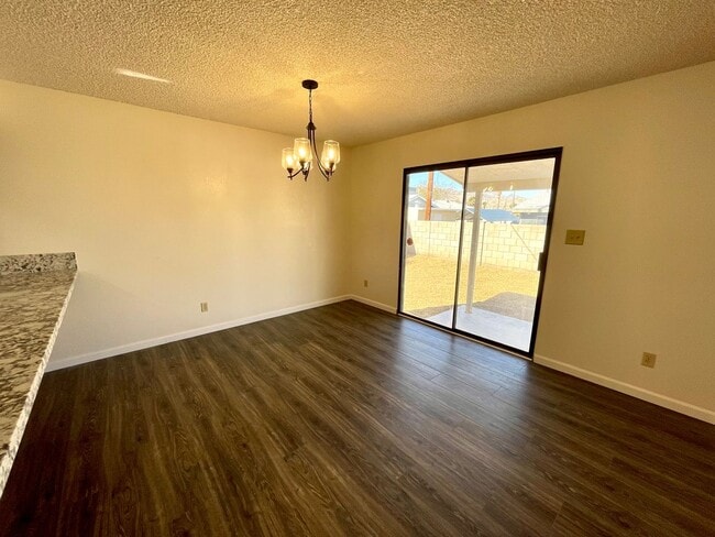 Building Photo - Newly Remodeled 3 Bedroom Home off of Hancock Rd!