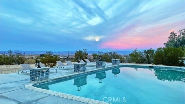 Building Photo - 70410 Cottonwood Dr
