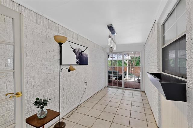 Building Photo - 2728 Ridgeview Ln