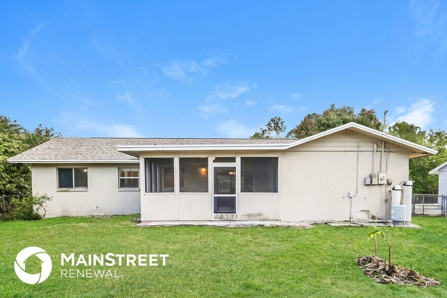 Building Photo - 5210 2nd St W