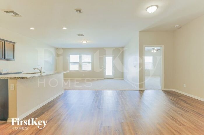 Building Photo - 318 W Mammoth Cave Dr