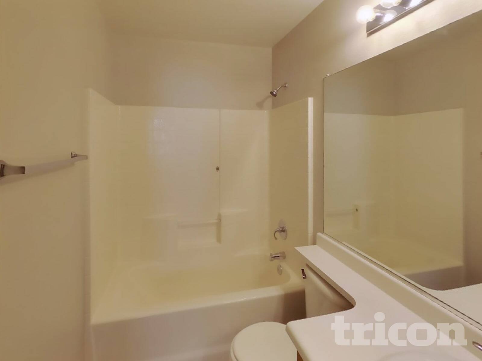 Building Photo - 4868 E Meadow Land Dr