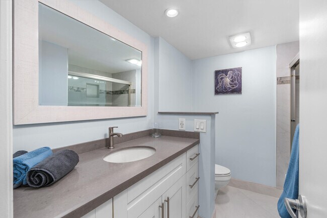 Building Photo - 950 Ponce De Leon Rd