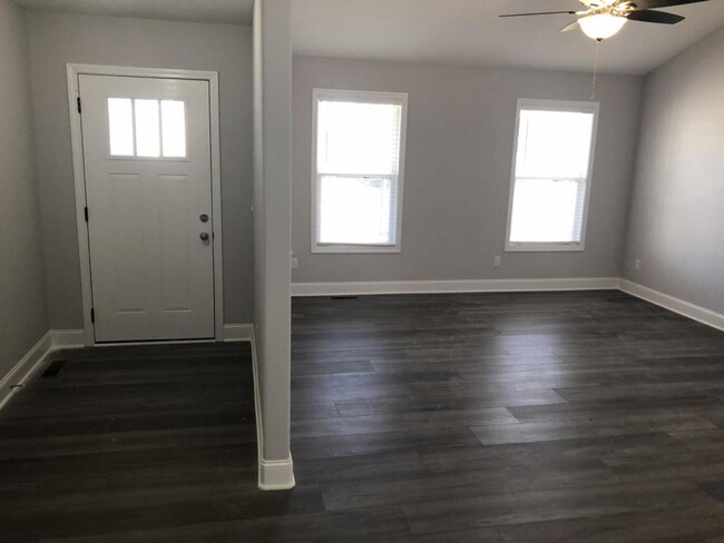 Building Photo - 474 Tundra Dr
