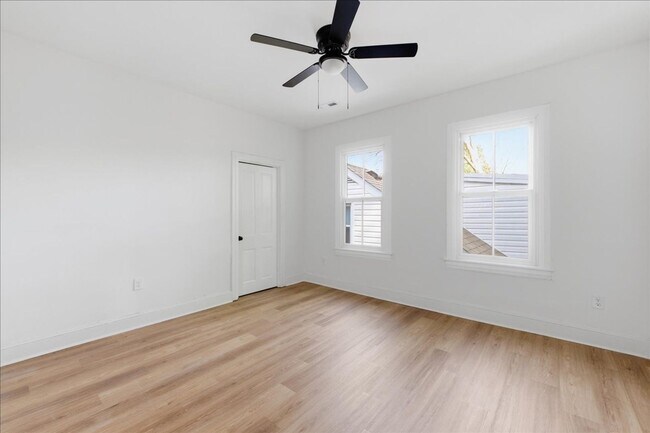 Building Photo - 423 Mt Vernon Ave