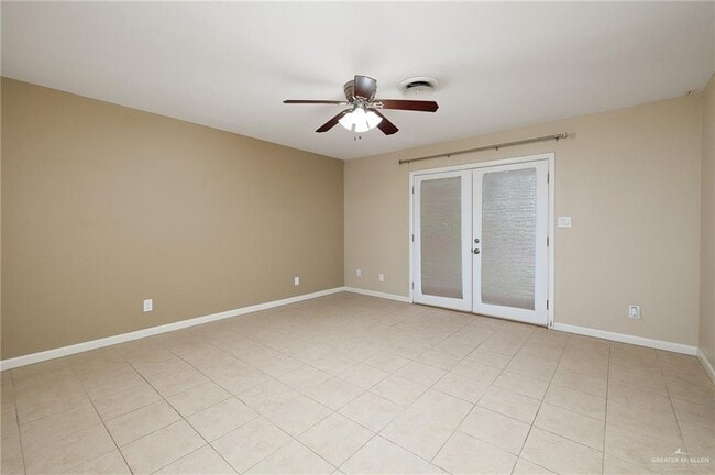 Building Photo - 19 Westgate Dr