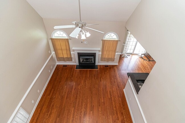 Building Photo - 109 Willow Pond Dr