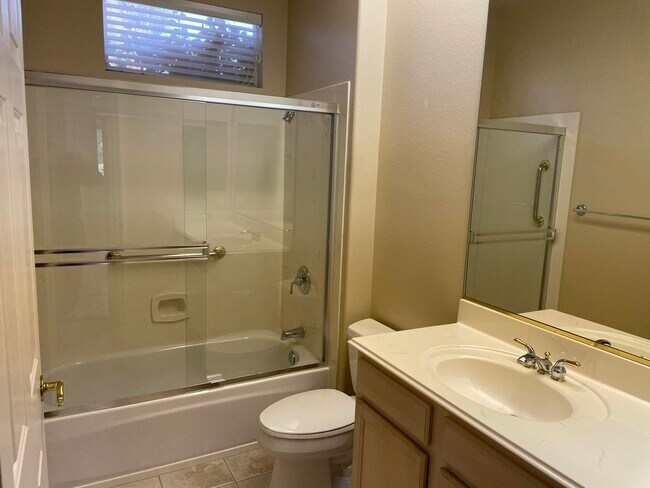 Building Photo - 39264 Mirage Cir