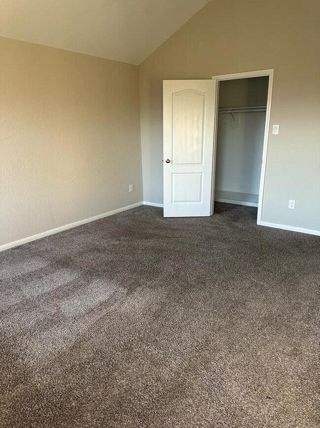 Building Photo - 8617 Explorer Dr