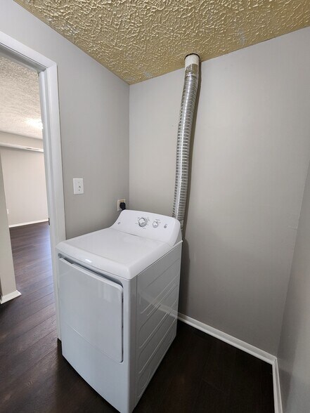 Building Photo - 19529 Gunners Branch Rd