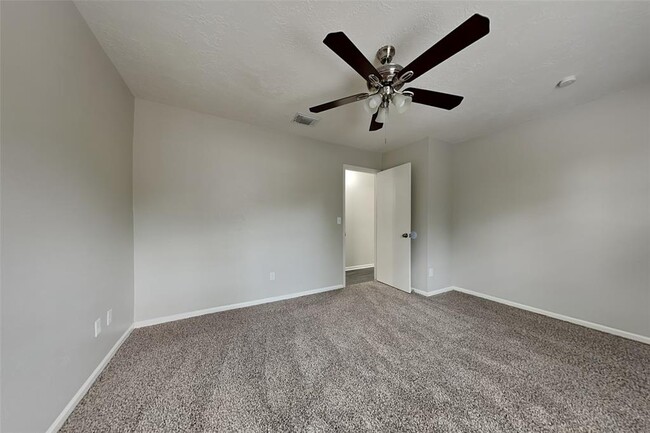Building Photo - 3615 Darnell Ct