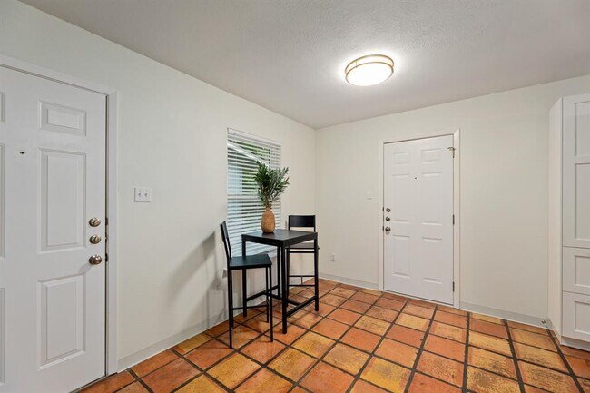 Building Photo - 8001 Brockman St