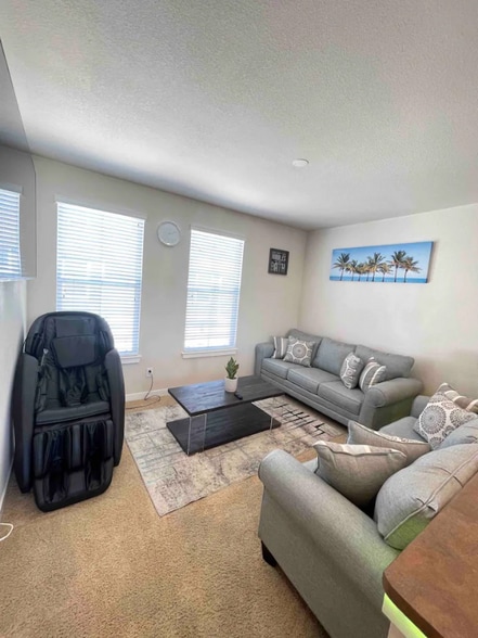 Building Photo - 9505 E 107th Pl