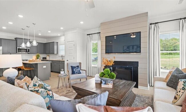 Building Photo - 24 Busby Dr