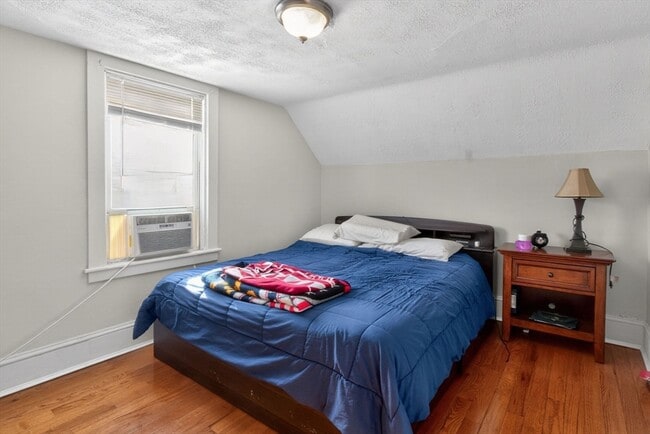 Building Photo - 43 Prescott St