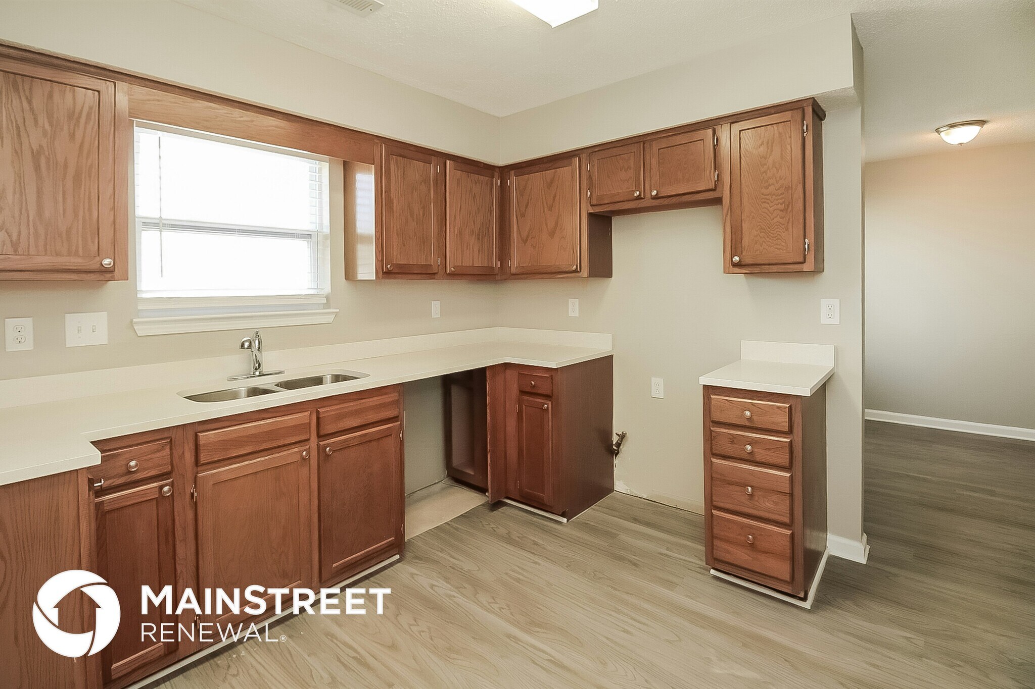 Building Photo - 7762 Briar Forest Ln