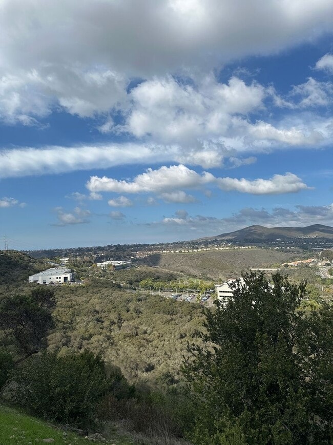 Building Photo - SCRIPTS RANCH-FULLY REMODELED  2 BED, 2.5 BATH - AVAILABLE NOW!