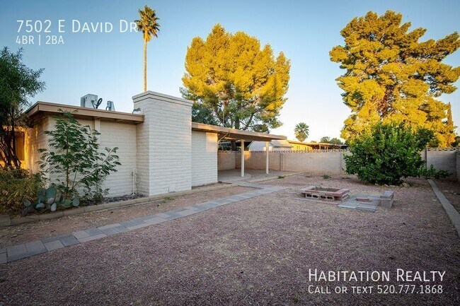 Building Photo - 7502 E David Dr
